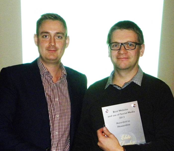 Geoff Gane of Hewerdine receives the award for ‘Best website and use of social media 2013’ from UK Product and Marketing manager, Simon Collins.